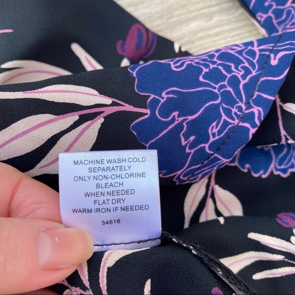41Hawthorn Women’s Floral Blouse Purples and Indigo Small - Picture 6 of 10